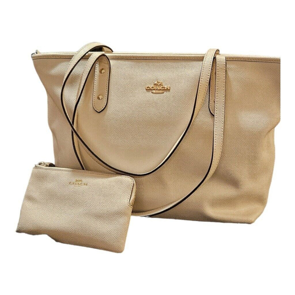 Coach Cream Tote Bag with Cream Wristlet - Picture 3 of 16